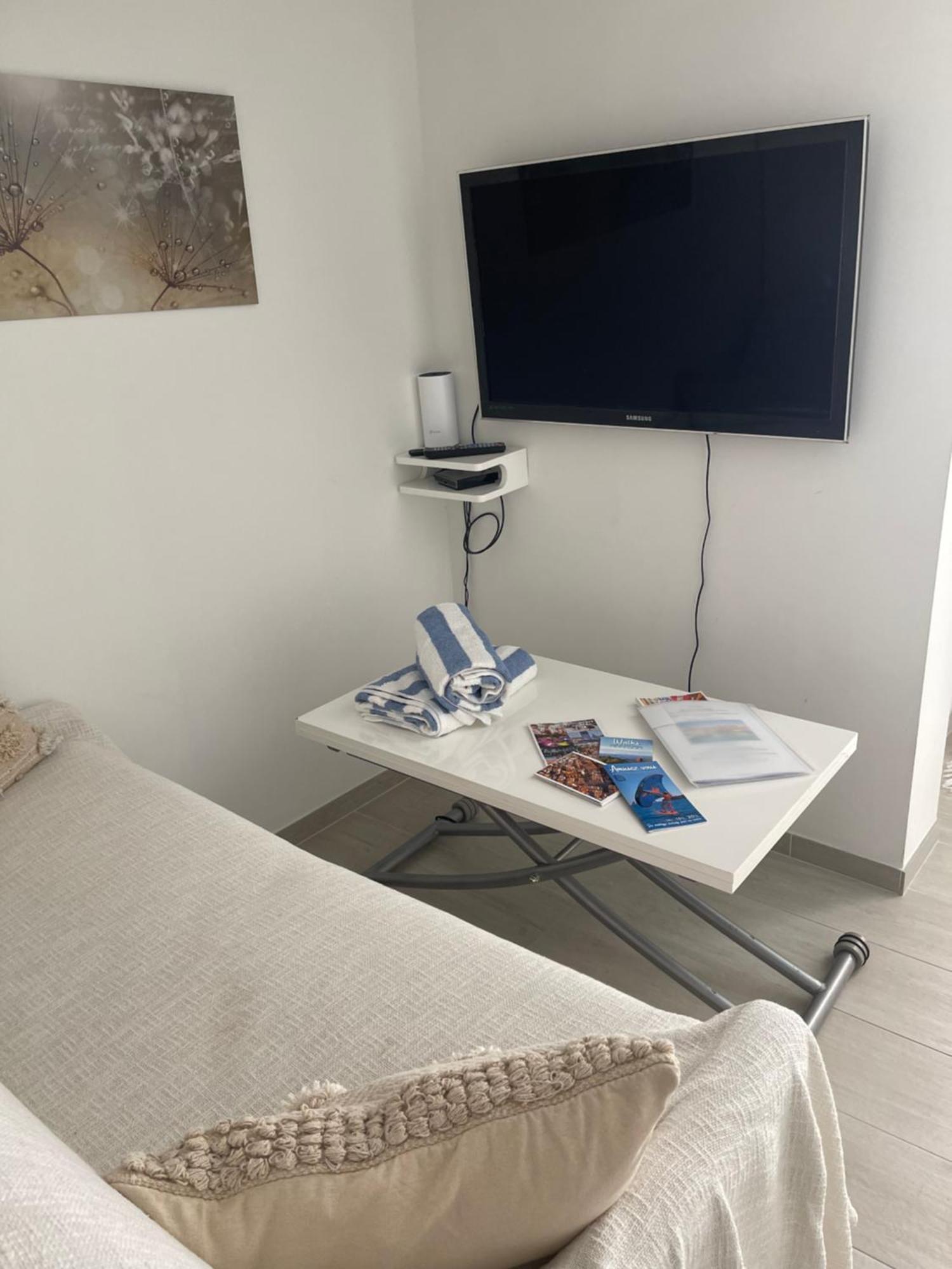 Grand Studio Neuf A 50 M Du Port Saint-Tropez Exterior photo